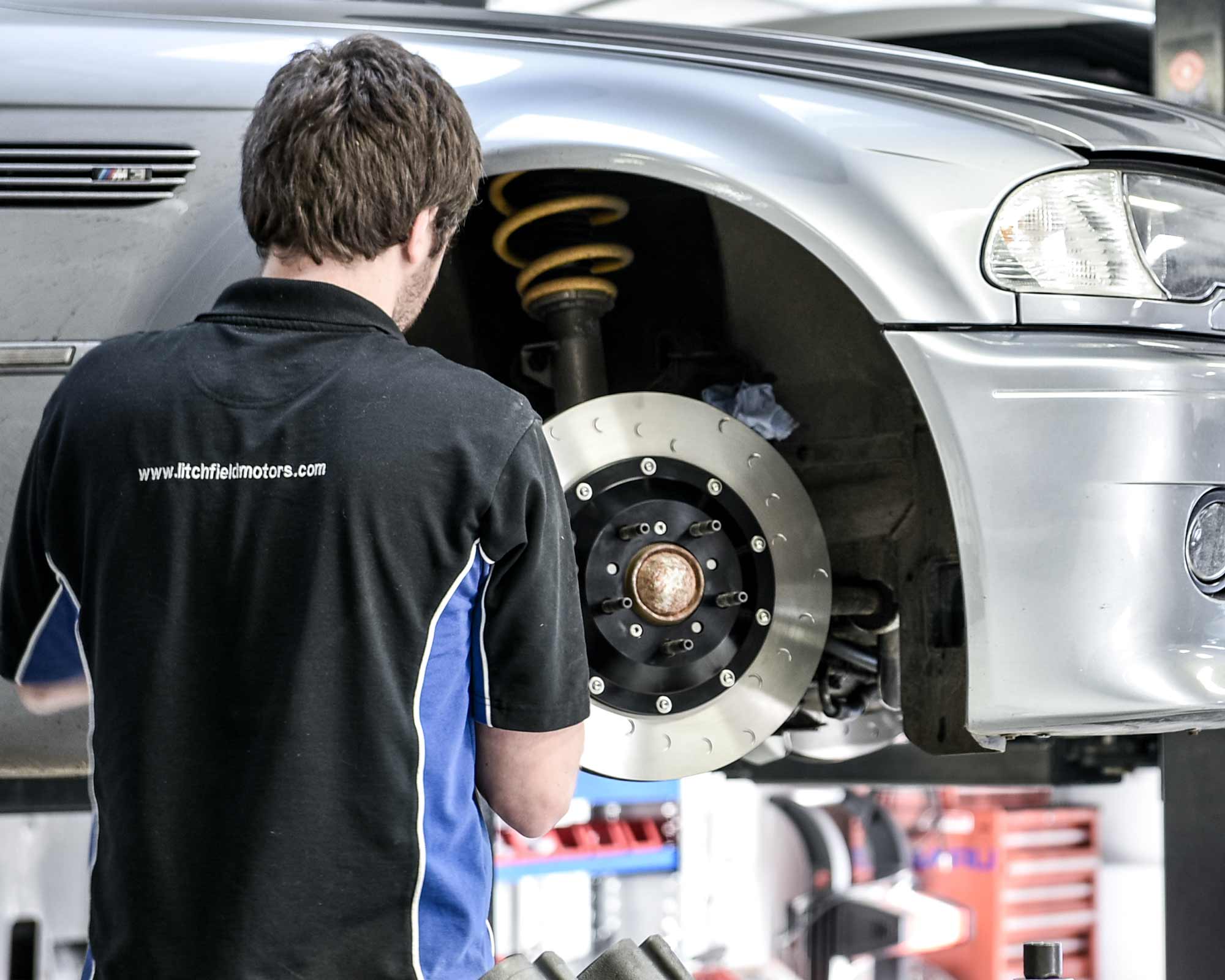 BMW-M3-E46-brakes-menu
