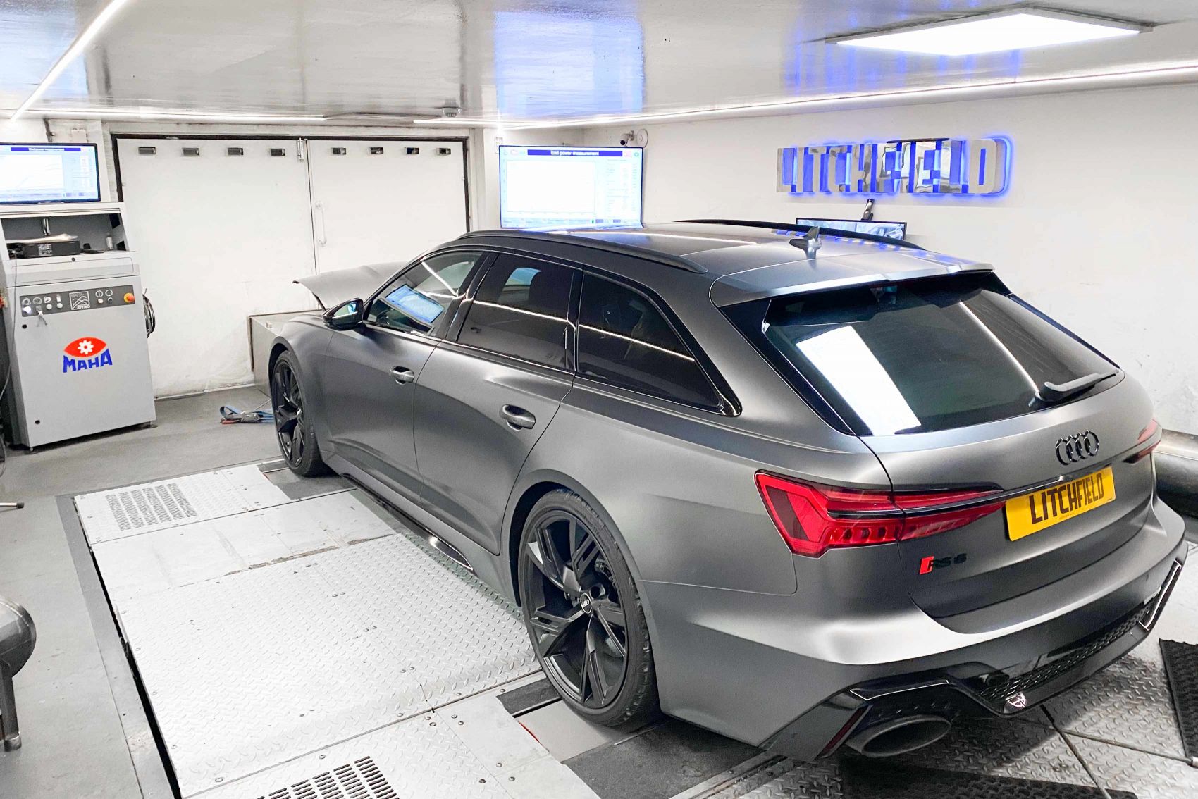 rs6-dyno-rear-1700x1134